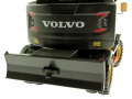 AT Collections 3200101 - Volvo EWR 150E Mobilbagger mit Mitas Doppel-Bereifung Schiebeschild