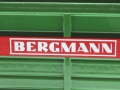 Siku 2964 - Stalldungstreuer Bergmann Logo