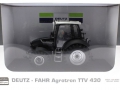 Universal Hobbies 4256 - Deutz-Fahr Agrotron TTV 430 Black Edition Karton vorne